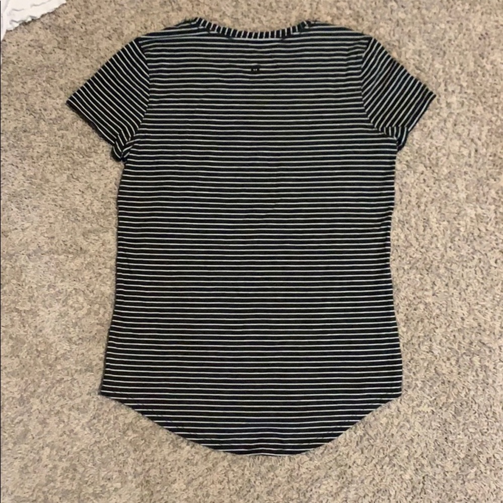 Lululemon women’s striped cotton t-shirt